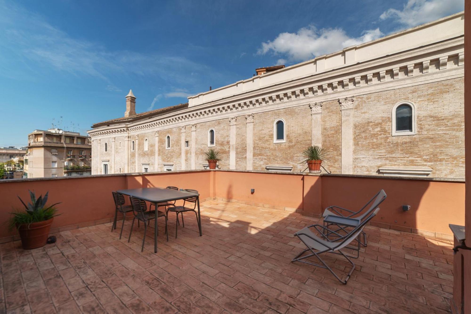 Apartment With Terrace In Via Del Pellegrino - FromhometoRom Exterior foto